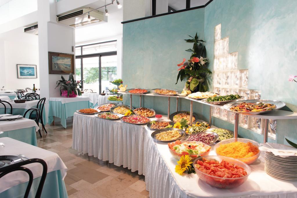 Hotel Acropolis Cattolica Extérieur photo