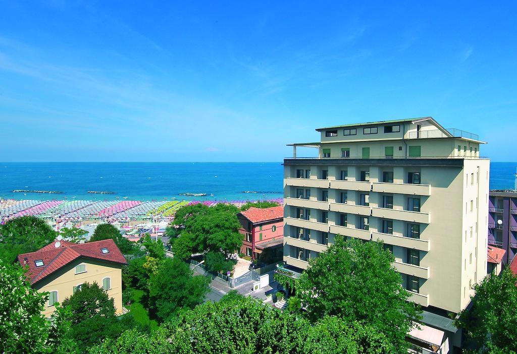 Hotel Acropolis Cattolica Extérieur photo